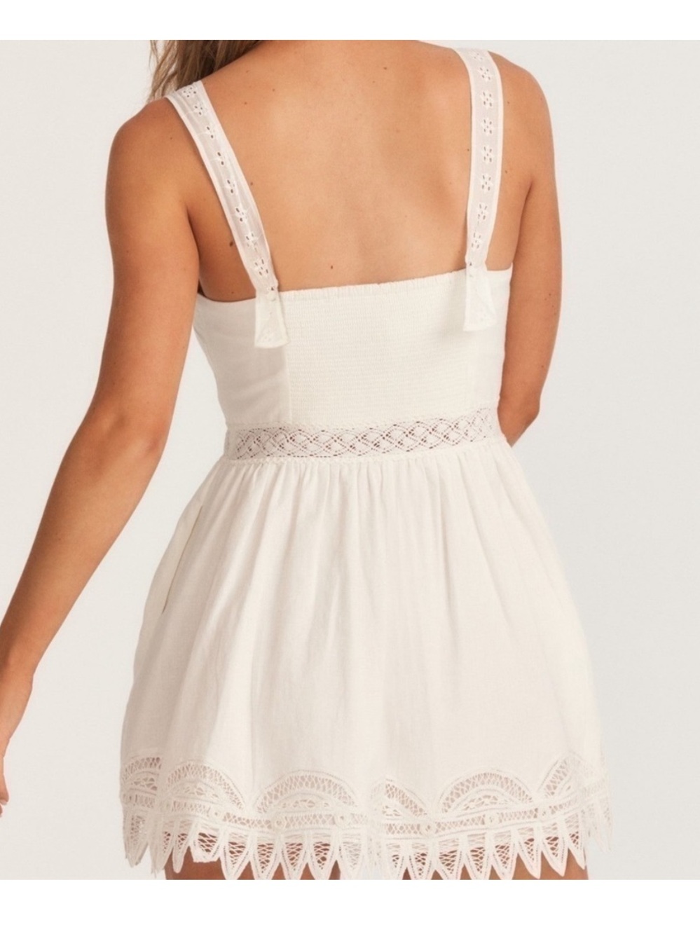 NWT White Eyelet Lace Mini Dress Cross Back Pockets Cottagecore Size Large. - Picture 6 of 14